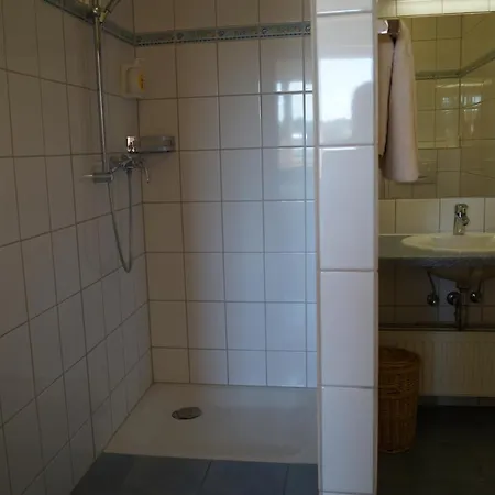 Neuses 3* קושהאבן