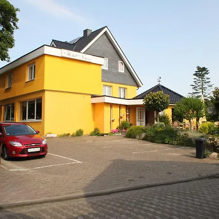 Hotel Neuses 3*